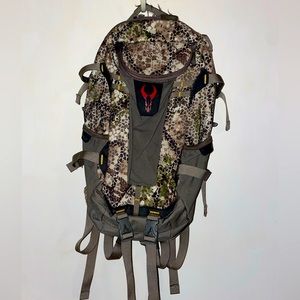 Badlands scout hunting pack